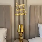 Appartement Lux 2-bed Centre Sleeps 6 Free Parking Balcony Near Station & Millennium Square View Leeds (West Yorkshire)