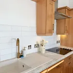 דירה Lux 2-bed Centre Sleeps 6 Free Parking Balcony Near Station & Millennium Square View *