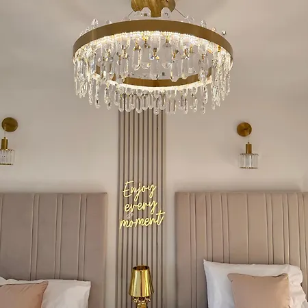 Lux 2-bed Centre Sleeps 6 Free Parking Balcony Near Station & Millennium Square View