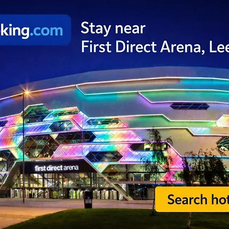 Lux 2-bed Centre Sleeps 6 Free Parking Balcony Near Station & Millennium Square View Апартаменти *