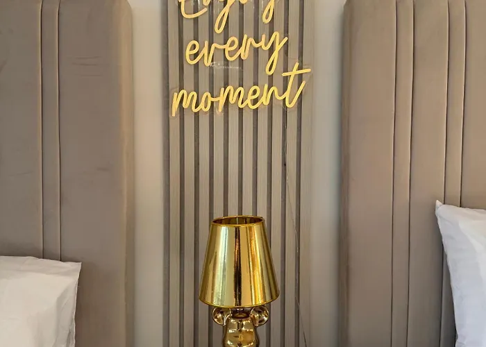 Lägenhet Lux 2-bed Centre Sleeps 6 Free Parking Balcony Near Station & Millennium Square View Leeds (West Yorkshire)